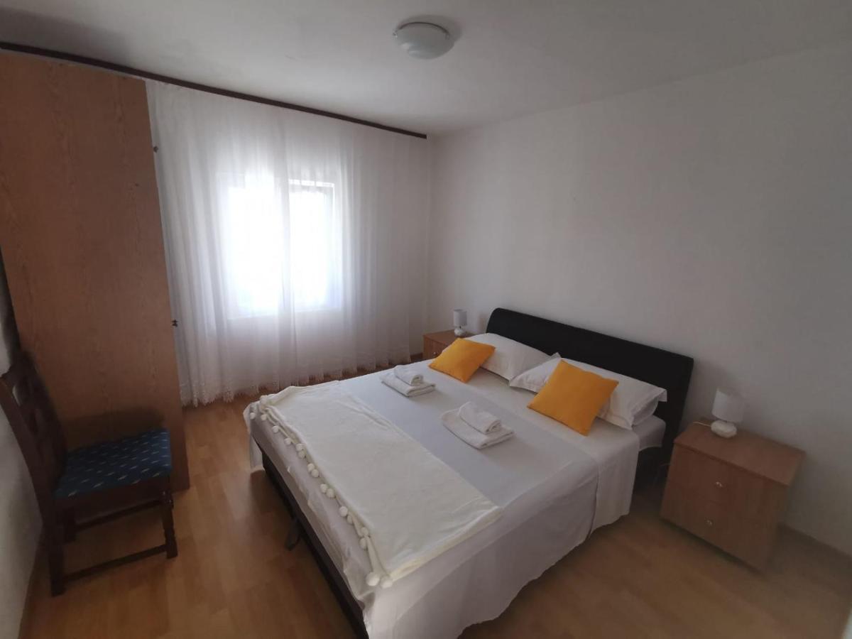Apartment Ana Kaštel Sućurac Exterior foto