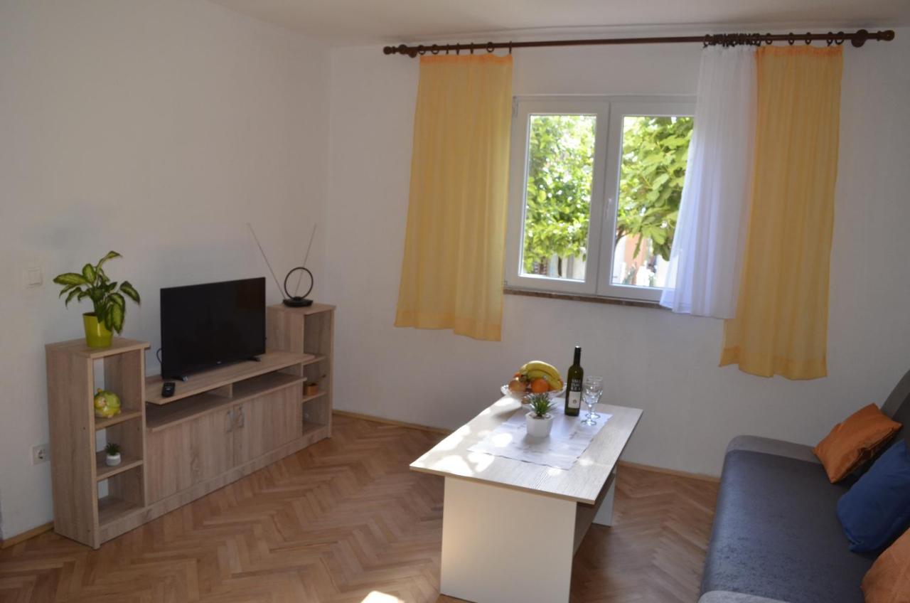 Apartment Ana Kaštel Sućurac Exterior foto